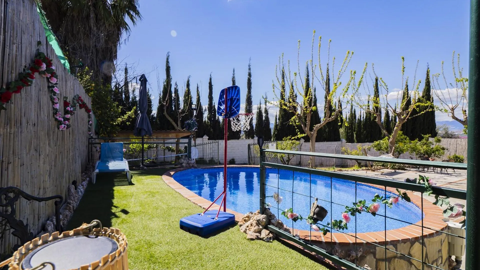 Holiday home Cubo'S Finca La Rosa Del Zangano Alhaurin el Grande